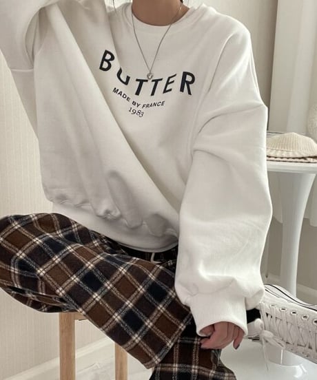 BUTTER ロゴスウェット
