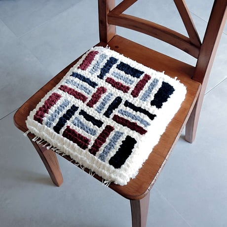 手織りの椅子敷き