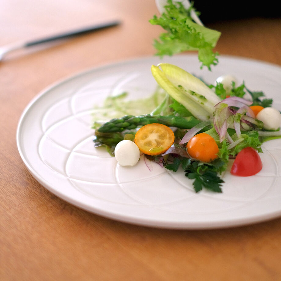 花彫平皿 大 輪文（わもん） | JICON 磁今 オンラインショップ