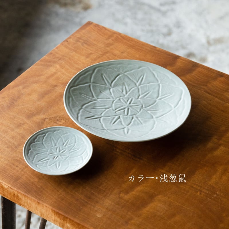 中村道年(花入、銘々皿) Yahoo!オークション -「中村道年」(皿) (京焼)の落札相場・落札価格