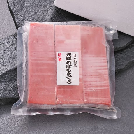 メバチマグロ（赤身）刺身用冷凍短冊500g相当入り
