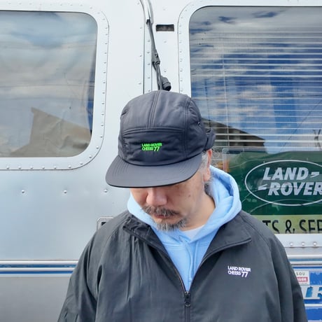 LAND ROVER CHEERS77×Tem "Earflap camp cap"