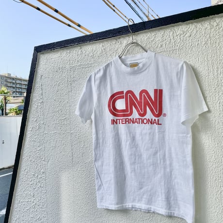 CNN INTERNATIONAL Tee