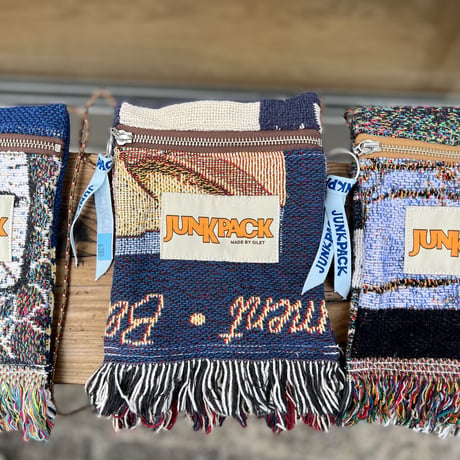 "JUNKPACK"サコッシュ