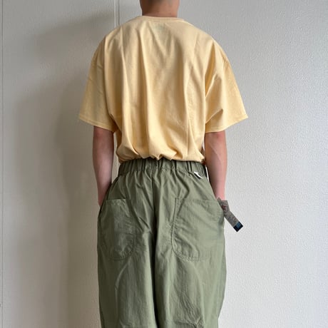 Relaxfit "Deadstock Classic Pocket T-shirt"