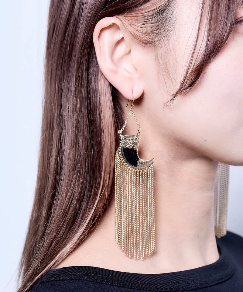 有村竜太朗“hakusei”tiger claw fringe earrings fit=scale-down,w=1200