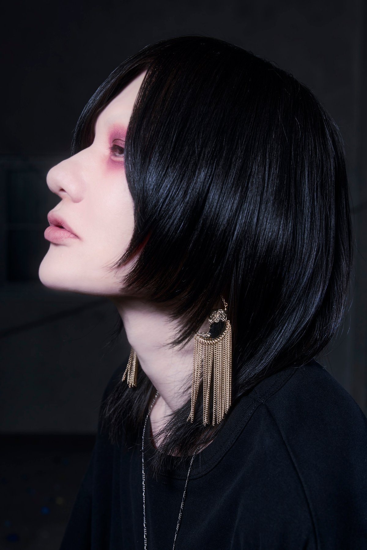 受注販売＞“hakusei” tiger claw fringe earrings | th