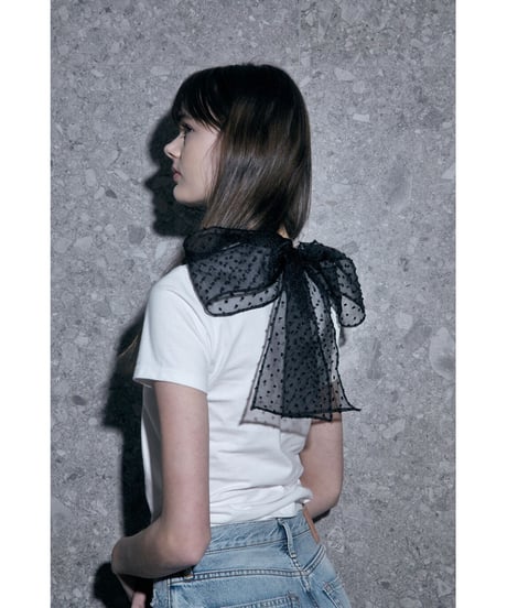 back ribbon "BONNE" logo tee