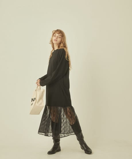 BONNE embroidery lace onepiece black