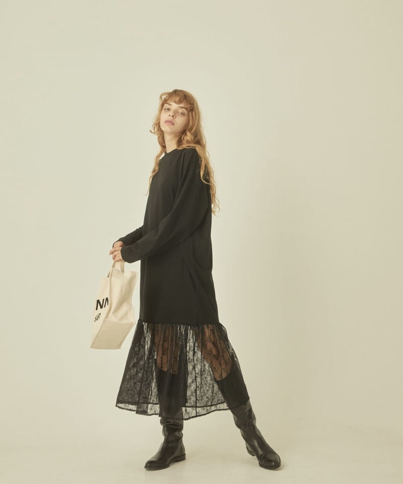 BONNE embroidery lace onepiece black | BONNE