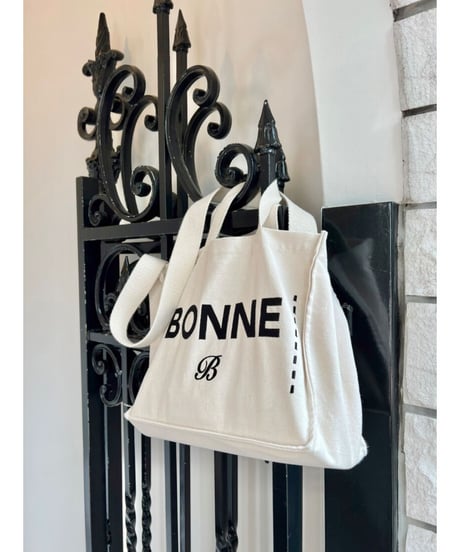 "BONNE"  tote bag ivory