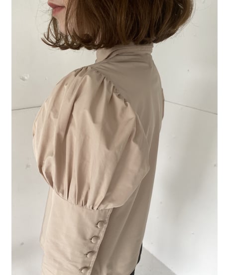 puff sleeve arm button blouse beige