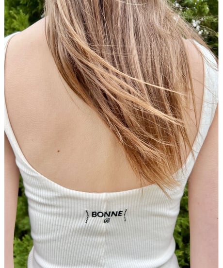 "BONNE" logo leotard