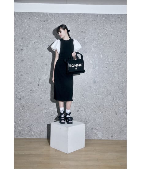"BONNE"  tote bag black