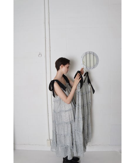 shoulder ribbon tiered one-piece flower