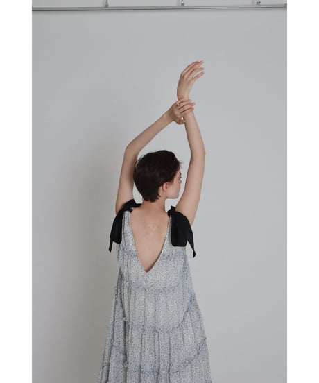 shoulder ribbon tiered one-piece flower