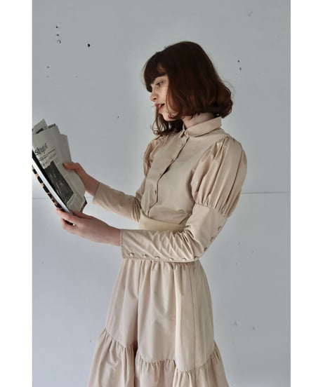 puff sleeve arm button blouse beige
