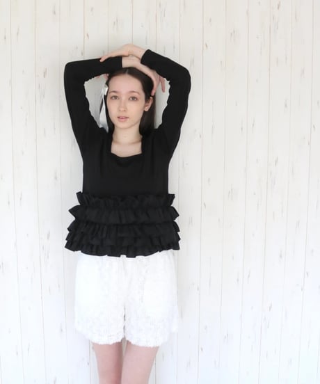 volume frill squareneck tops black