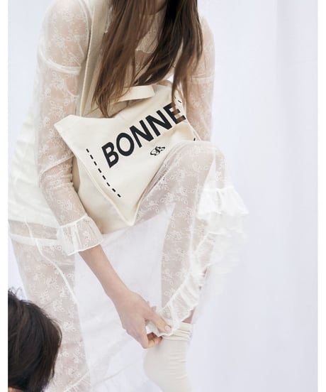 "BONNE"  tote bag ivory