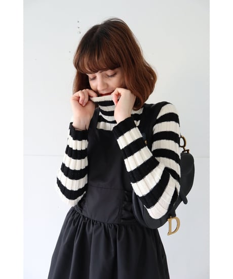 back double ribbon one-piece black