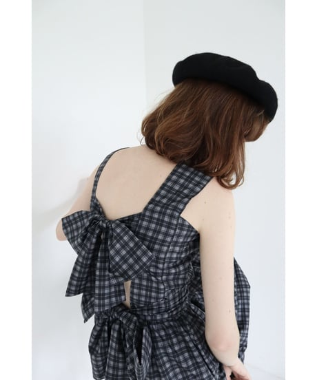back double ribbon  one-piece check