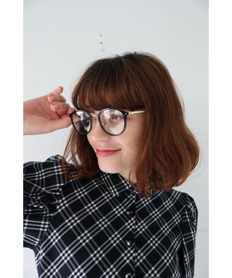 puff sleeve arm botton blouse check black