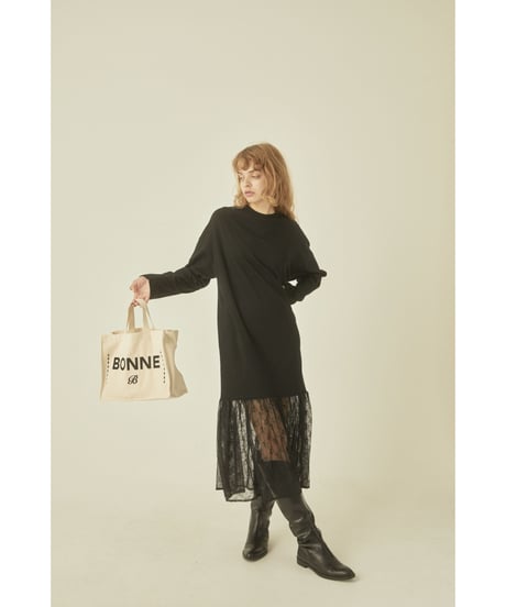 BONNE embroidery lace onepiece black