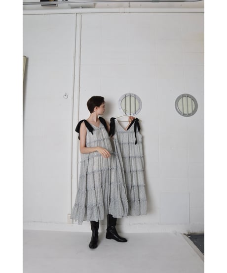 shoulder ribbon tiered one-piece flower