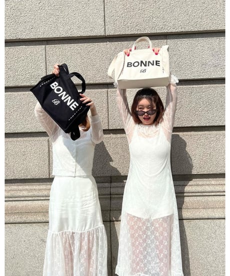 "BONNE"  tote bag ivory