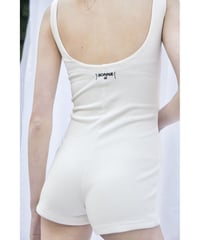 "BONNE" logo leotard