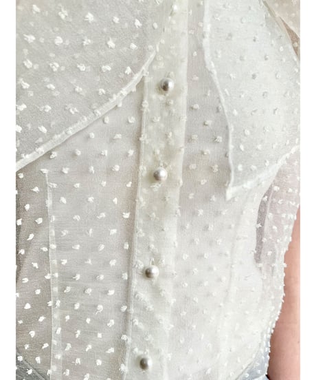 balloon sleeve ribbon blouse ivory