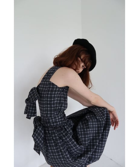 back double ribbon  one-piece check