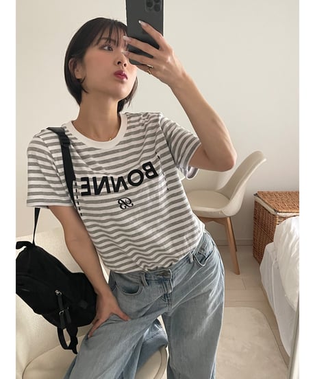 BONNE tee gray border
