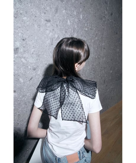 back ribbon "BONNE" logo tee