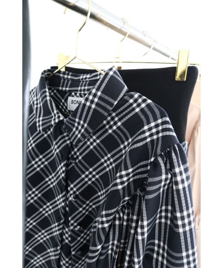 puff sleeve arm botton blouse check black