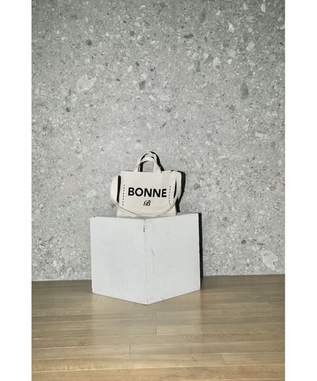 "BONNE"  tote bag ivory