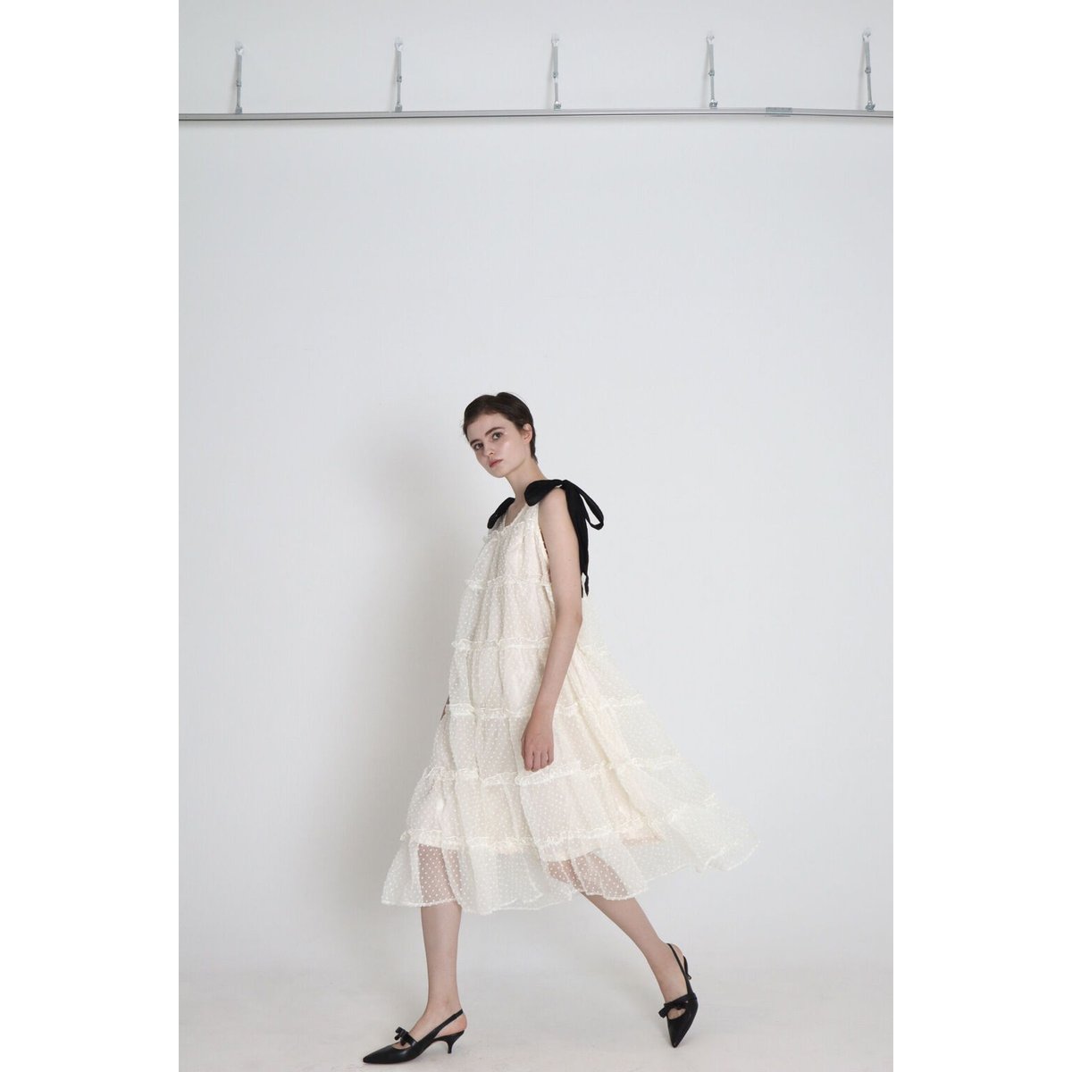 shoulder ribbon tiered one-piece dot tulle | BONNE shoulder ribbon tiered one-piece dot tulle | BONNE