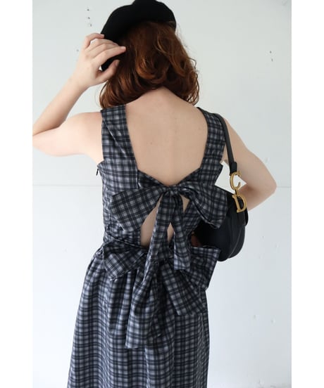 back double ribbon  one-piece check