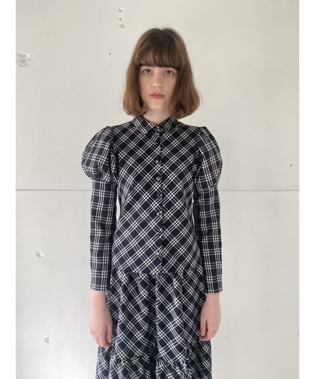 puff sleeve arm botton blouse check black
