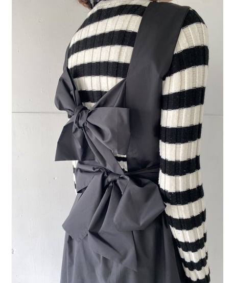 back double ribbon one-piece black