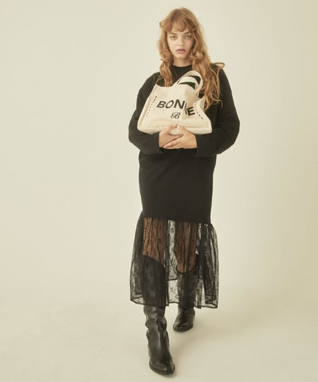 BONNE embroidery lace onepiece black