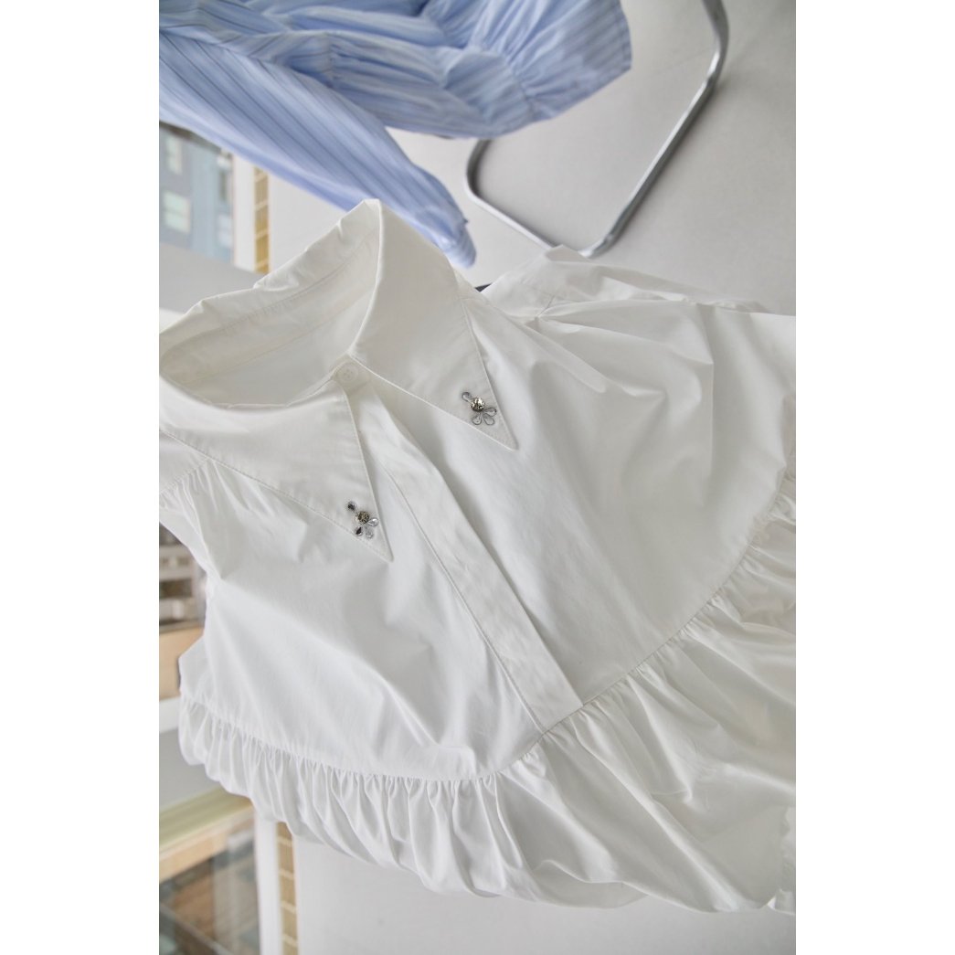 bijou collar tiered one-piece white | BONNE