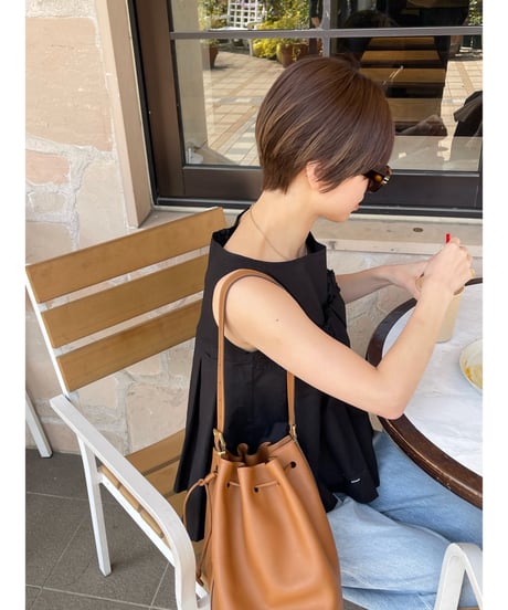 wave frill pleats tops black