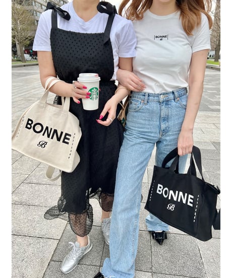 "BONNE"  tote bag black