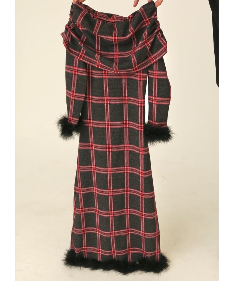 off shoulder fur one-piece grayxred | BONNE