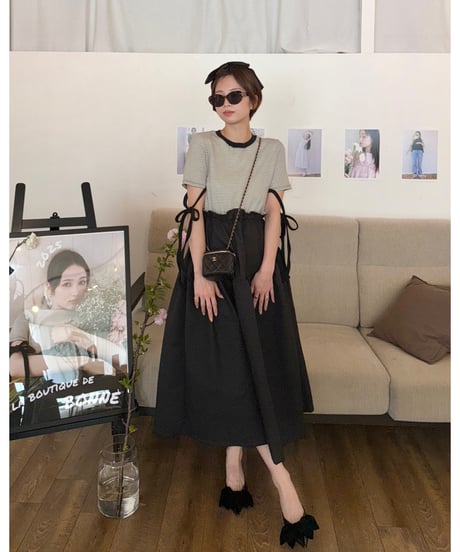 ribbon tee jaguard one-piece border