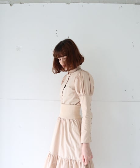 puff sleeve arm button blouse beige