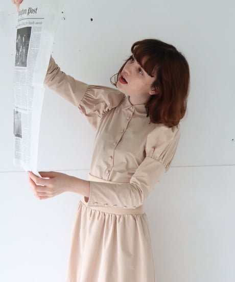 puff sleeve arm button blouse beige