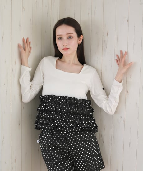 volume frill squareneck tops dot