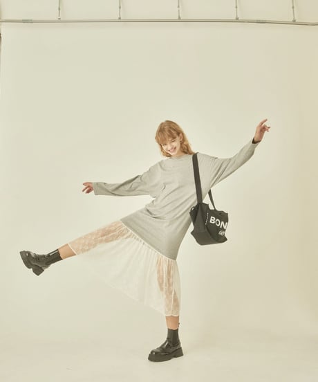 BONNE embroidery lace onepiece gray